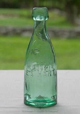 "E.S. Hart." - "Canton, Ct" Soda Water Bottle, WB pg. 41 and 43