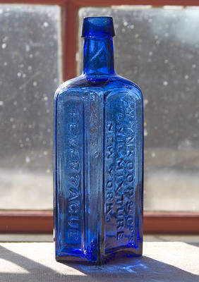 "Wynkoop & Co's / Tonic Mixture / New York. / Warranted To Cure / Fever & Ague" Medicine Bottle, AAM pg. 585